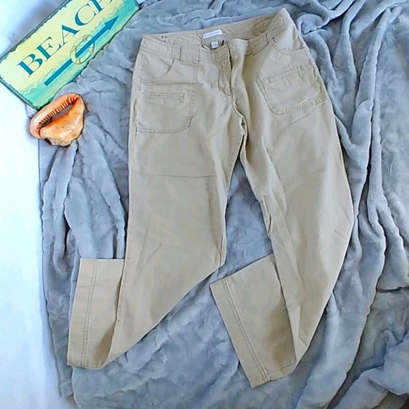 New York & Company Pants - New York & Company Khaki Capri Pants